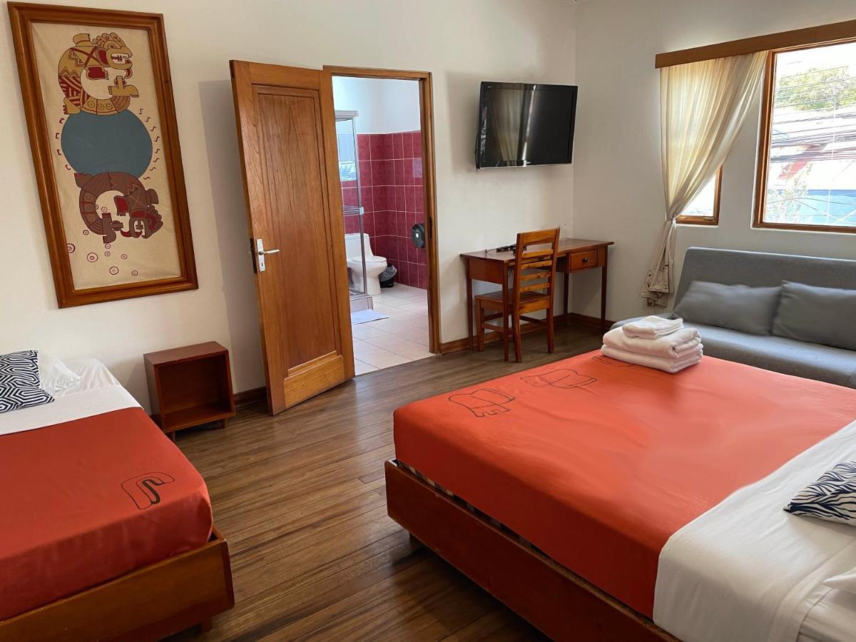 Luz De Luna Hotel Barrio Escalante Сан-Хосе Екстер'єр фото