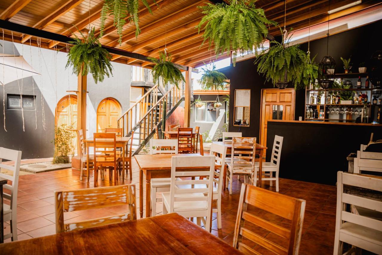 Luz De Luna Hotel Barrio Escalante Сан-Хосе Екстер'єр фото